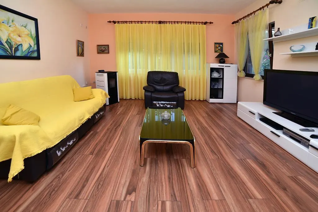 Apartment Enjoy You Split